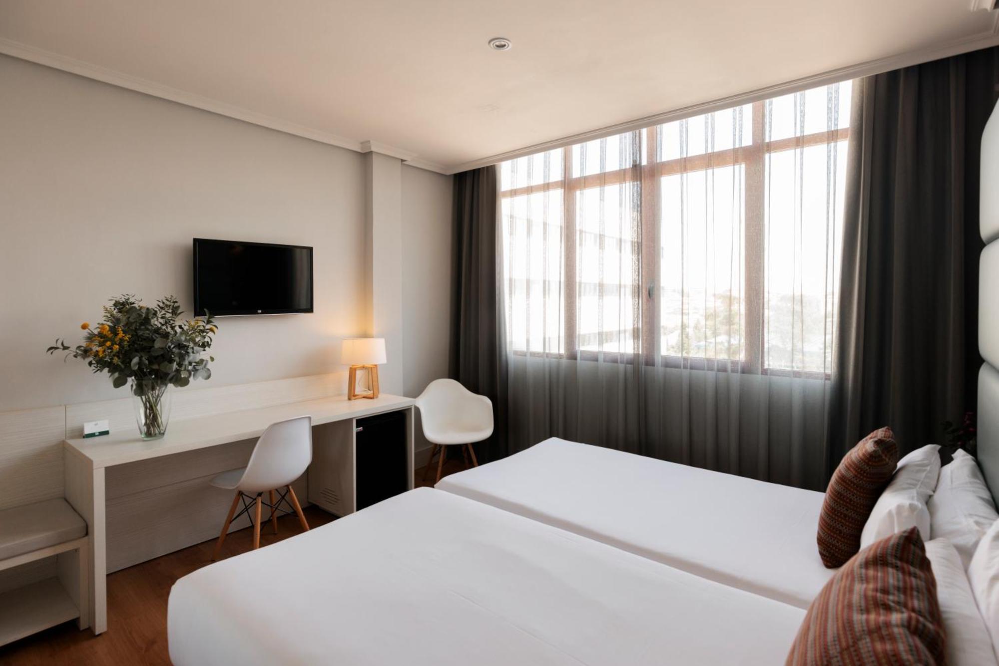 Hotel Pax Guadalajara Ngoại thất bức ảnh