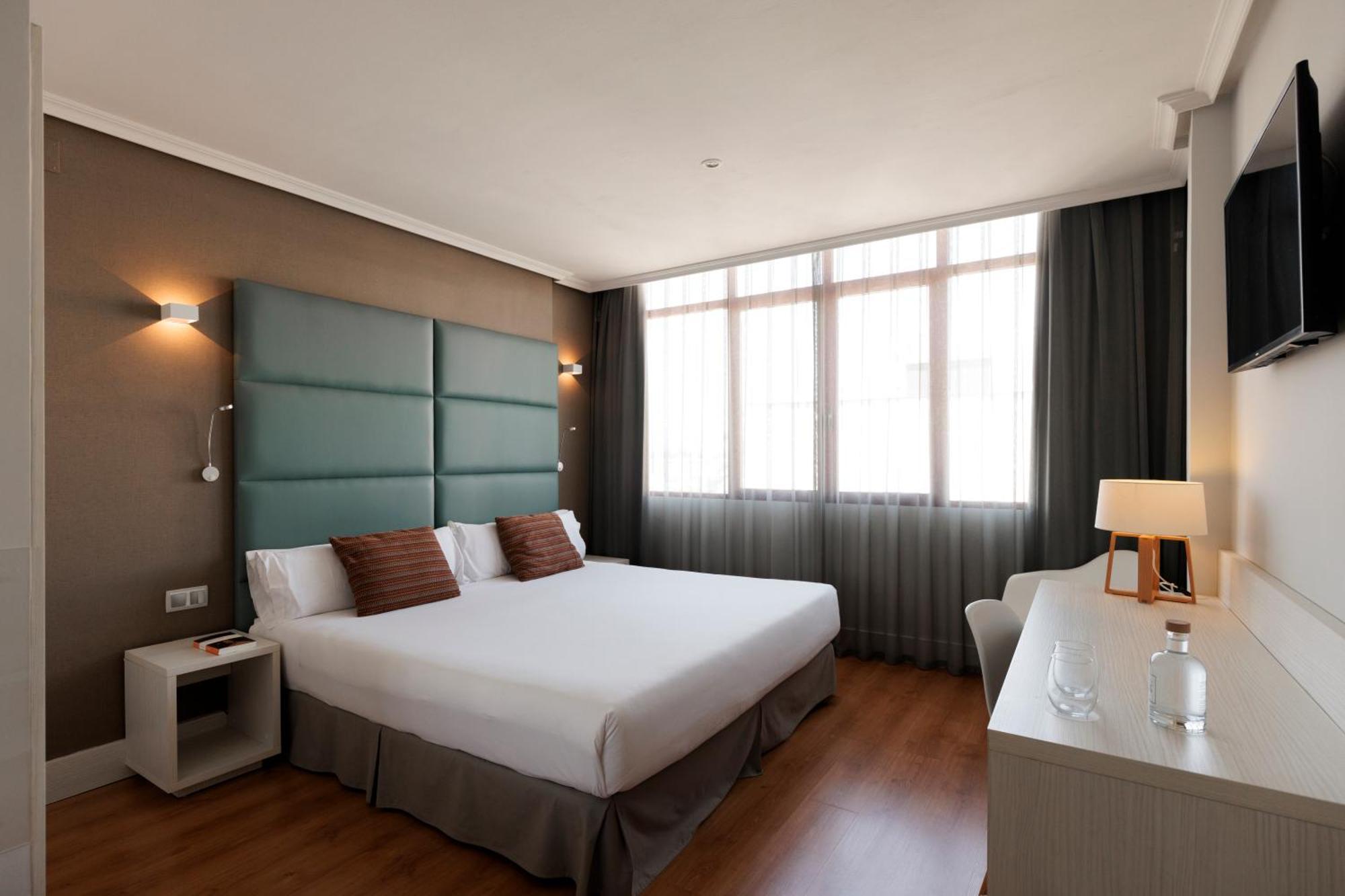 Hotel Pax Guadalajara Ngoại thất bức ảnh